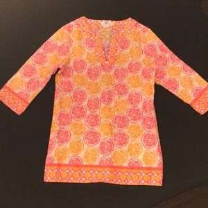 Vineyard Vines beach cover up. Girls Medium.